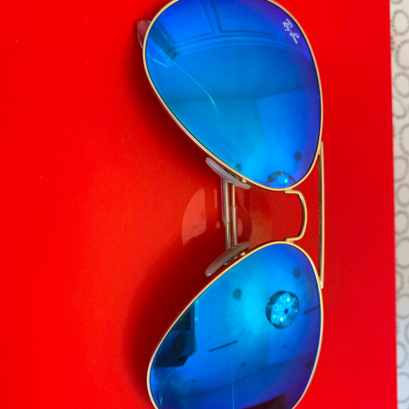 Ray-Ban Aviator Flash Sunglasses - Picture 2 of 2